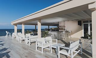 Alexandra Beach Resort & Spa