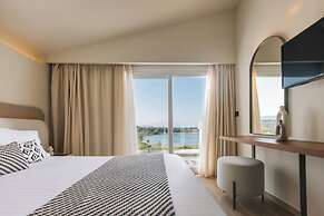 Alexandra Beach Resort & Spa