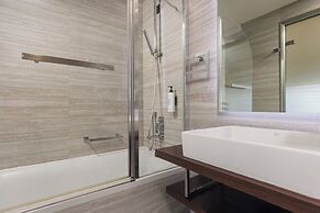 Alexandra Beach Resort & Spa