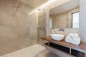 Alexandra Beach Resort & Spa