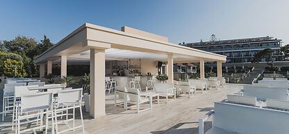 Alexandra Beach Resort & Spa