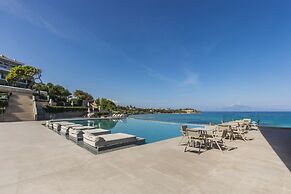 Alexandra Beach Resort & Spa
