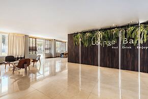 Alexandra Beach Resort & Spa