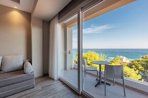 Alexandra Beach Resort & Spa