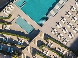 Alexandra Beach Resort & Spa