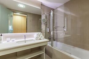Alexandra Beach Resort & Spa