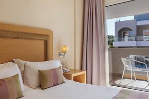 Alexandra Beach Resort & Spa