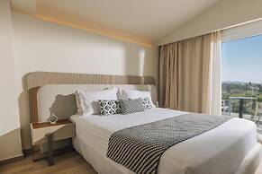 Alexandra Beach Resort & Spa