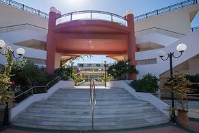 Hydramis Palace Beach Resort