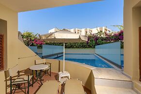 Hydramis Palace Beach Resort