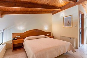 Hydramis Palace Beach Resort