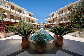Hydramis Palace Beach Resort