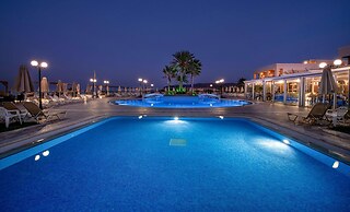 Hydramis Palace Beach Resort