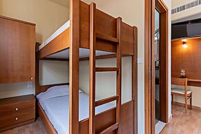 Hydramis Palace Beach Resort