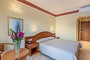 Hydramis Palace Beach Resort