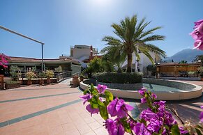 Hydramis Palace Beach Resort