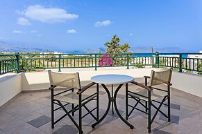 Hydramis Palace Beach Resort