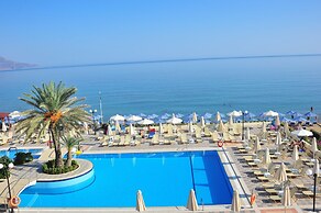 Hydramis Palace Beach Resort