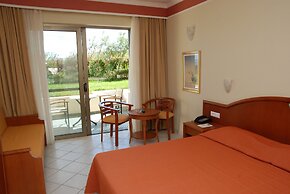 Hydramis Palace Beach Resort