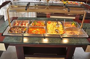 Hydramis Palace Beach Resort