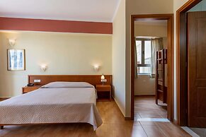 Hydramis Palace Beach Resort