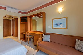 Hydramis Palace Beach Resort