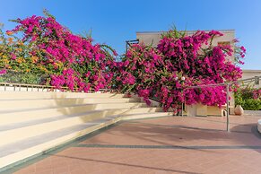 Hydramis Palace Beach Resort