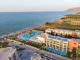 Hydramis Palace Beach Resort