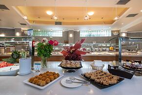 Hydramis Palace Beach Resort