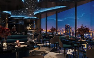 Aurora Central Hotel