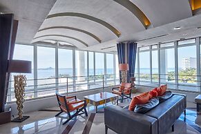 Royal View Hotel Churaumi