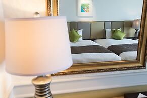 Royal View Hotel Churaumi