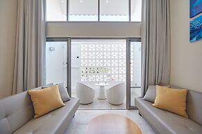 Royal View Hotel Churaumi