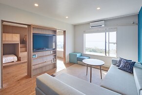 Royal View Hotel Churaumi