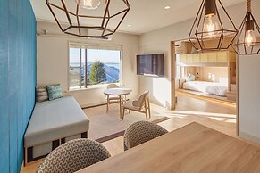 Royal View Hotel Churaumi