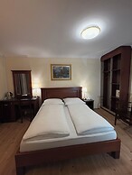 Esos Hotel Quelle