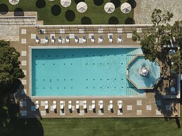 Kalamaki Beach Resort