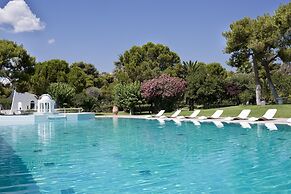 Kalamaki Beach Resort