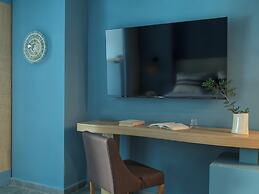 Kalamaki Beach Resort