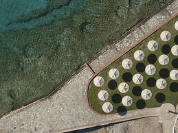 Kalamaki Beach Resort