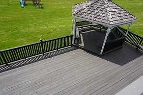 Harvest Drive Family Inn