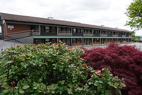 Harvest Drive Family Inn