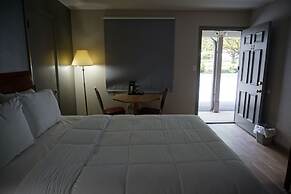 Harvest Drive Family Inn