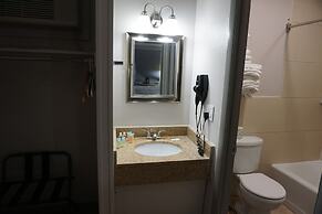 Harvest Drive Family Inn