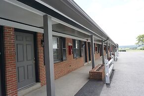 Harvest Drive Family Inn