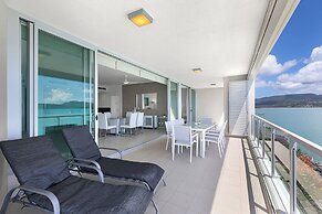 Peninsula Airlie Beach