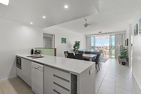 Peninsula Airlie Beach