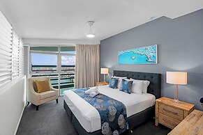 Peninsula Airlie Beach