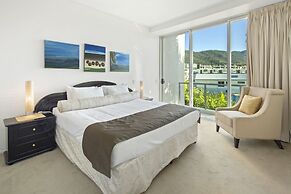 Peninsula Airlie Beach