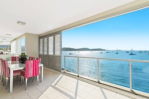 Peninsula Airlie Beach